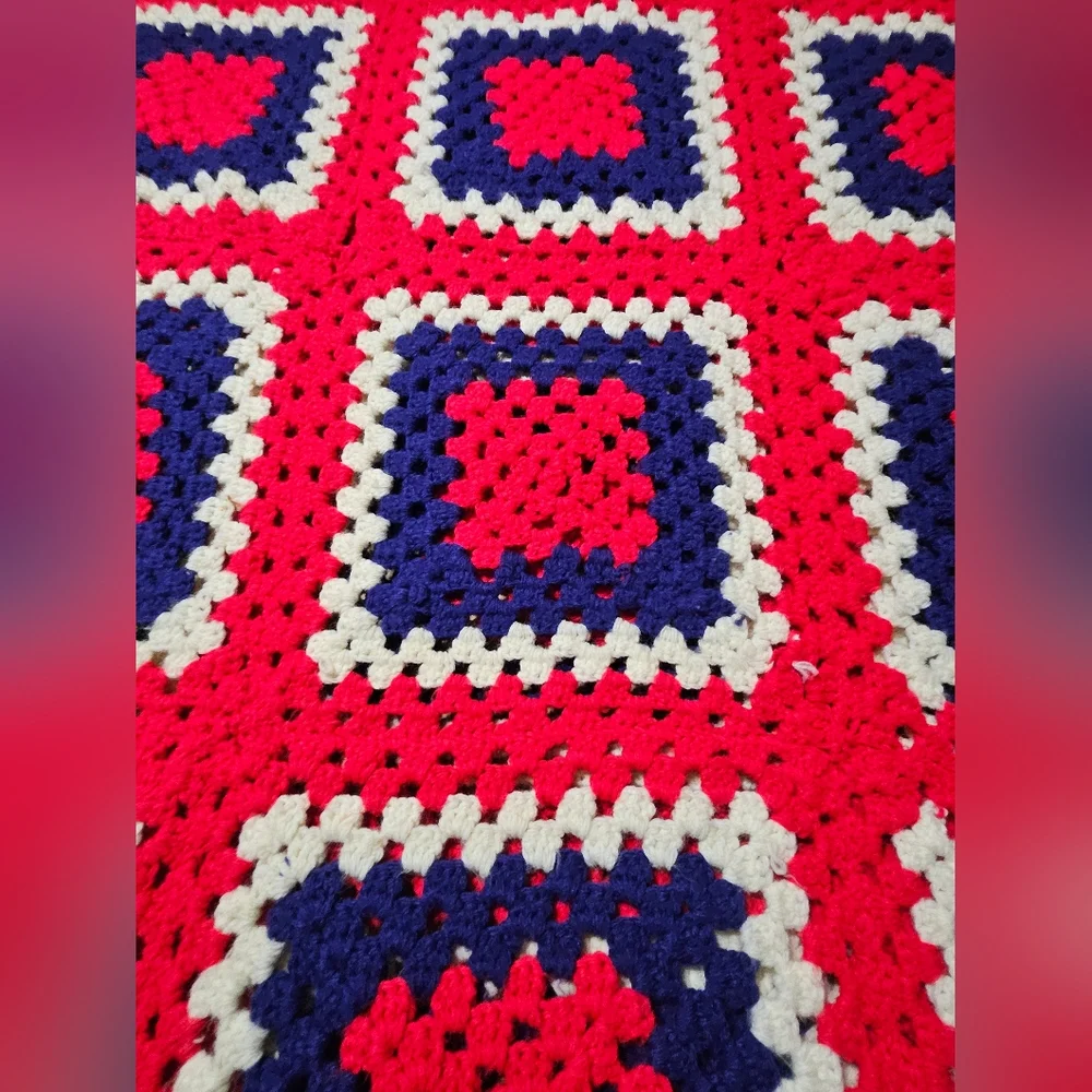 Handmade vtg hand